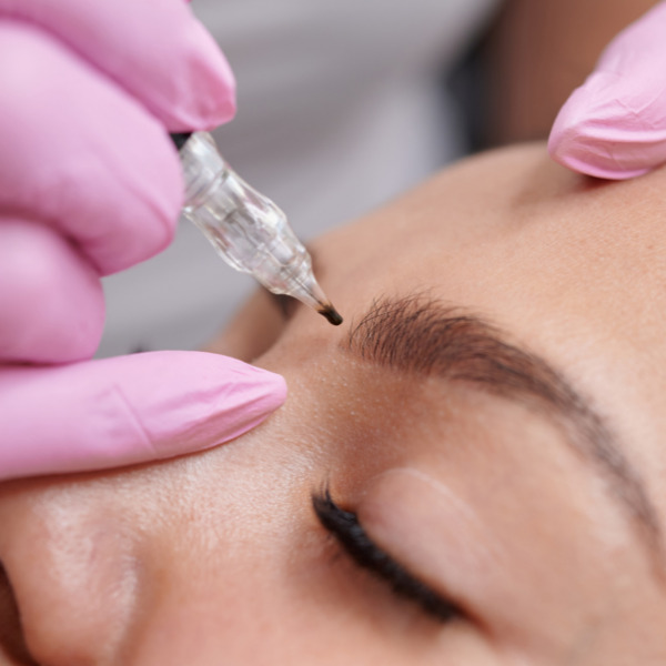 Microblading, Queens